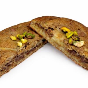 Cookie Americano de Chocolate 50% Cacau Recheado de Brigadeiro de Doce de Pistache